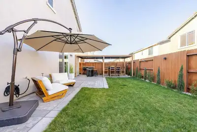 Image de Luxury Home 4 bed 3 Bath Retreat Family-Friendly