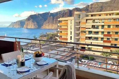Image de Family partment Balcon de Los Gigantes with views of the ocean and cliffs