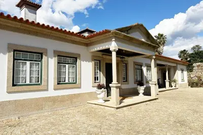 Image de Casa do Fontão Amarante - A haven of serenity and elegance.