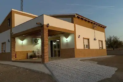 Image de Casa Rural « Le Jardin de Sara » avec vue montagne, Wi-Fi et climatisation