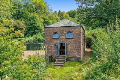 Image de The Zion Chapel, Cinderford - sleeps 4 guests  in 1 bedroom