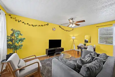 Image de The Yellow Room