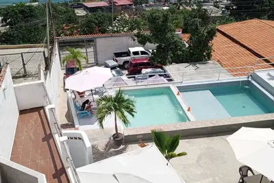 Image de Hotel 10 minutes from the airport shuttle airport 24 hours breakfast included