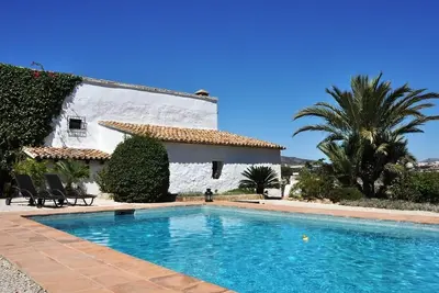 Image de Finca Los Monteros avec vue sur les montagnes, piscine privée, terrasse et Wi-Fi