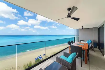Image de ZenBreak Allure #502, Beachfront Penthouse