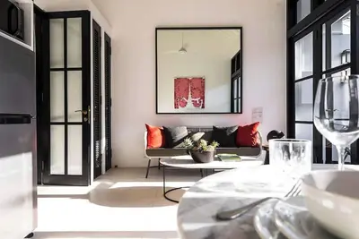 Image de Villa Saffron – Walk to Seminyak's Best Cafe Shop