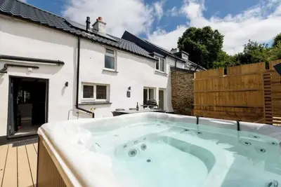 Image de Lanreath Cottage : 3 bedroom with Hot Tub