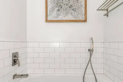 Image de Lux 3br Home on Washington Park | Walk Everywhere