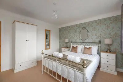 Sandbanks Peninsula | Beach | 4 Guests