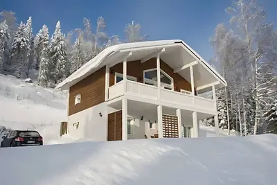 Image de Beautiful cottage with Hot Tub and Private Sauna Close to the Tahko Ski Slopes