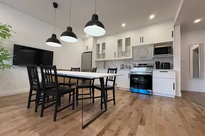 Image de Newly Renovated 3br/2ba | Spacious & Modern