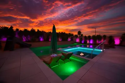 Image de Private 6 bedroom retreat: deep discounts