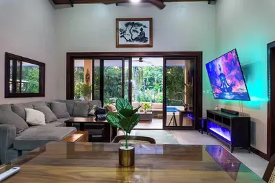 Image de Pavones Resort Yoga Deck Pickleball Gym Ice Plunge