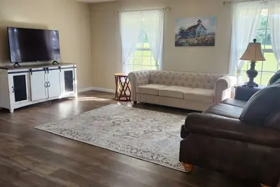 Image de Soothing Farmhouse close to wedding venues in Whigham - 3 bedrooms available