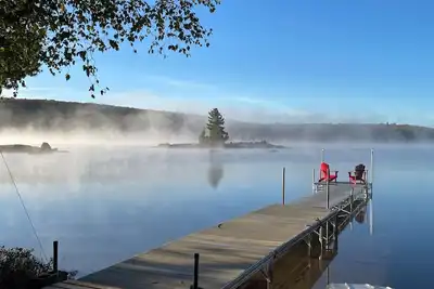 Image de Crystal Haven Lake House: 2. 5-bedroom waterfront retreat on Eagle Lake