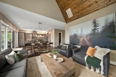 Image de Elegant Home In Luxury Community