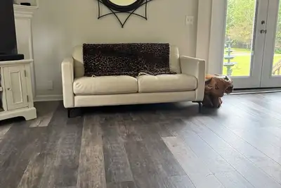 Image de Charming 2-bedroom house- newly renovated