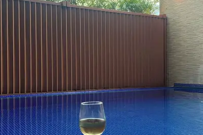 Image de Apartment 5 minutes from the main beach with panoramic view!