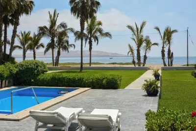 Image de w* | Modern 5br with Private Pool in Paracas