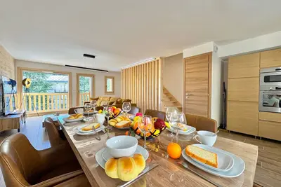 Image de Chalet luxueux à Vars, confort pour 8 pers. , parking privé