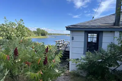 Image de 3-bedroom Lakeview Cottage - Rockwood #8
