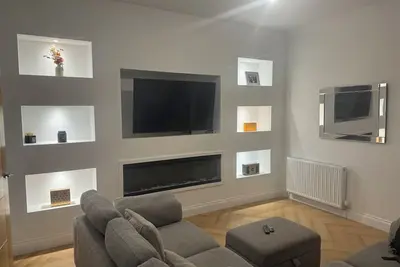 Image de Stylish 3 bed flat in city centre of Dunfermline