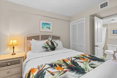 Image de Steps From The Beach! 4 Ocean View Units, Outdoor Pool, Near Ocean Reef Club!
