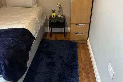 Image de true and fruitful vine by Everton, a few minutes walk from the football stadium,