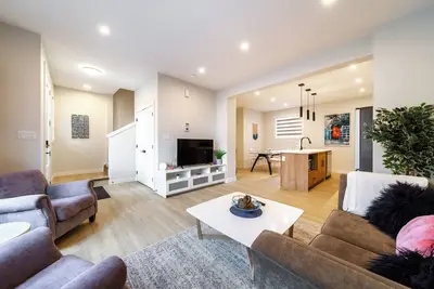 Image de Cozy4bedroomsEntireHouseFreewifiparkingKINGbeds