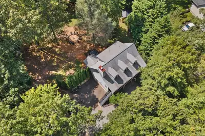 Image de Grove Hill - Spacious Home w/Hot Tub, 4 BRs, 4BAs, near downtown Dahlonega!