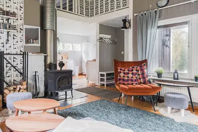 Image de Remote Lakeview Cabin Escape