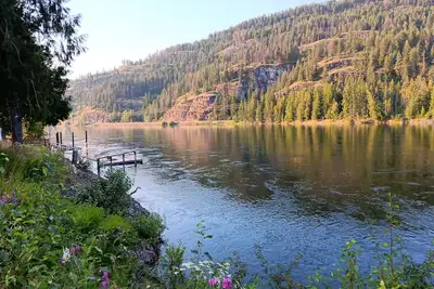 Image de Beautiful Clark Fork Riverside Rv site