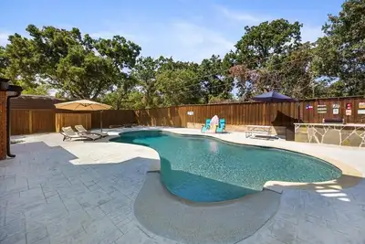 Image de Texas Country Oasis - Pool, Game Room & Near Stockyards & Arlington