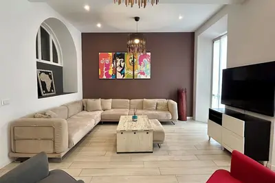 Image de At Lamu's house - elegance in Victory Square (historic center)