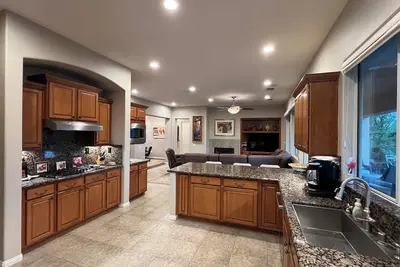 Image de 5-bedroom resort home in Indio