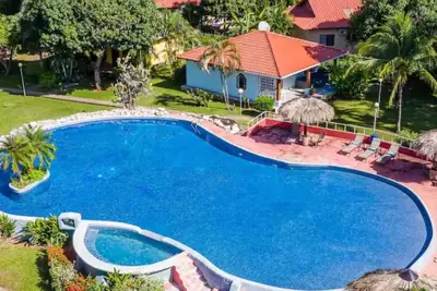 Image de Lovely villa with Ac in Playa Potrero, Guanacaste. Enjoy nature and the beach