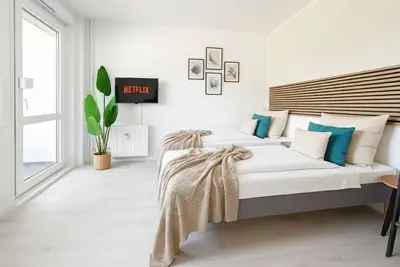 Image de Quiet & modern 2-room apartment for 4 people opposite the park