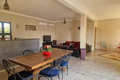 Image de Villa PRIVÉE- Piscine CHAUFFÉE