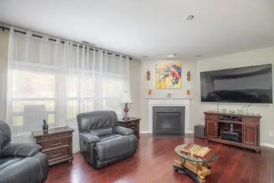 Image de 4br/3ba, 3600 Sf, Luxury Home in Rtp - 10 Mins to Rdu and Near Duke and Unc