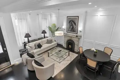 Image de New Ultra-Luxury 4 bedroom Boston Designer Brownstone