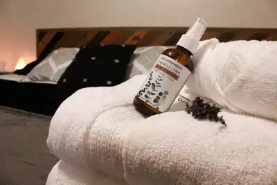 Image de The Creekside Stay: Private Patio Downtown Kelowna