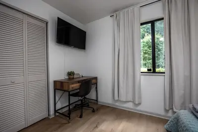 Image de Peaceful Gainesville Pool Home in Nature