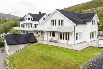 Image de Northern Lights adventure! Detached house with a view