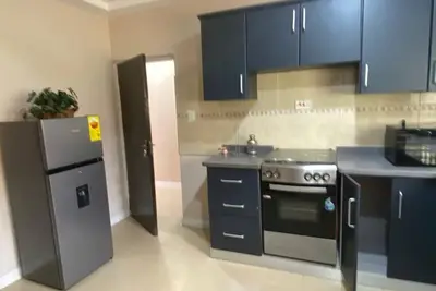 Image de 3-bedroom house at East Legon with 24hr security and solar powered lights