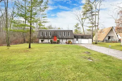 Image de Pet Friendly Beach House with Games Room + Hot tub