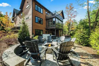 Image de 330 South Peak - Hot Tub - Timbertown Lift - Pemi River Access - Loon Mtn