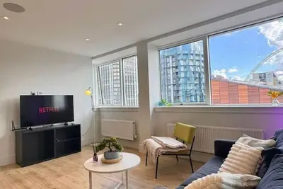 Image de Modern 3 Bed Wembley Stadium View Apartment