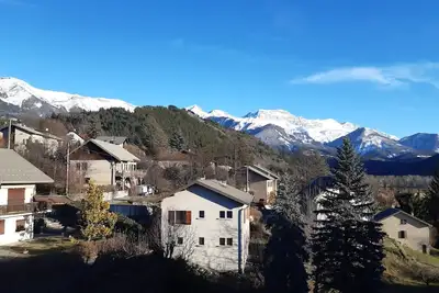 Image de Appartement duplex spacieux avec vue sur montagnes, proche des commerces
