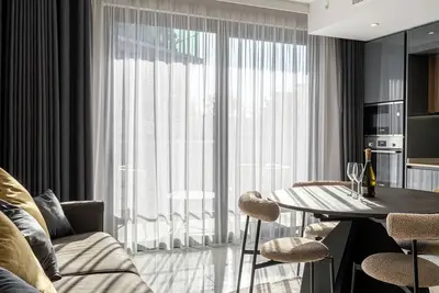 Image de Mercury Suite Designer Apartment with Pool Access