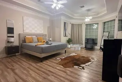 Image de Big Lakeside house 10 beds and Pool table